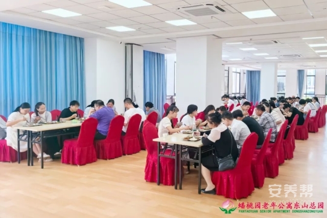 南康区民政局2025年社会救助业务培训在蟠桃园老年公寓圆满举办4