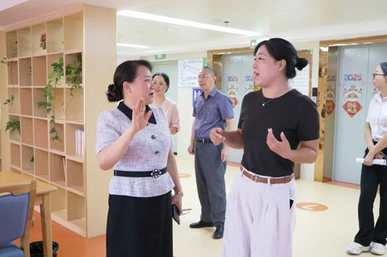 赣州市公安局离退休干部科参观考察五级养老机构蟠桃园老年公寓5