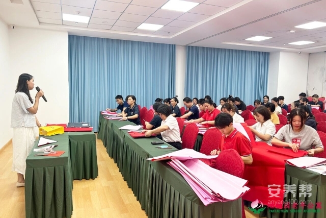 五级养老机构赣州市南康区蟠桃园老年公寓携手南康区总工会为一线员工送暖赋能2