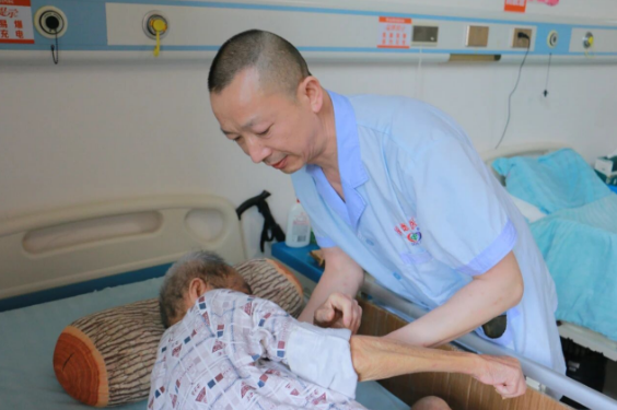 360截图20251216165325