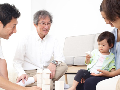 “和子女同住能预防认知症”其实是一种误解｜东瀛观察