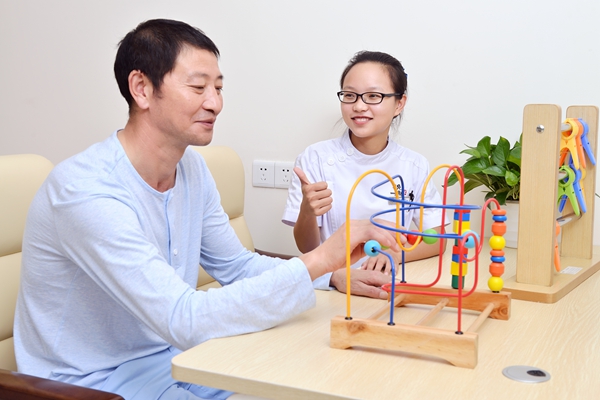 亲睦家课堂｜如何消除认知症患者“病耻感”