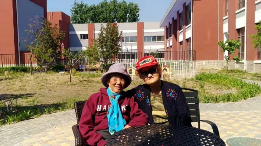 认知症专栏丨认知症（老年痴呆）周边症状——老人出现幻觉怎么办？