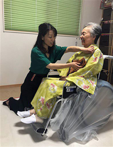 坐在轮椅上也能感受穿和服带来的美丽｜东瀛观察