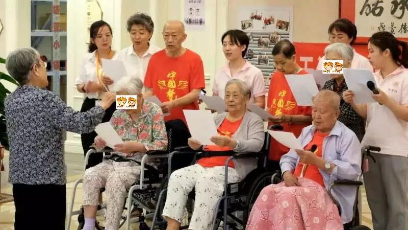 和阿尔茨海默病相处的日子，我开始明白：病魔最怕的是爱