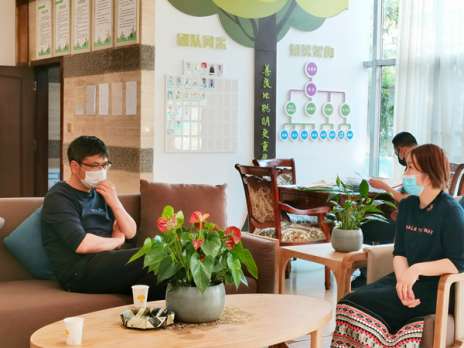 成都市金牛区民政局领导莅临成都金牛区养老院一暄康养西门院督导工作