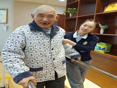 人付出过多少努力，就会得到多少收获