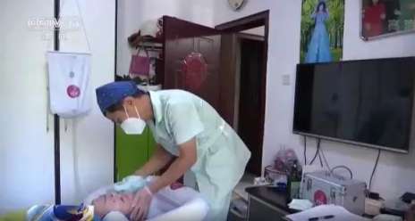 国家卫健委：大力加强居家、社区养老服务供给，建设15分钟养老服务圈