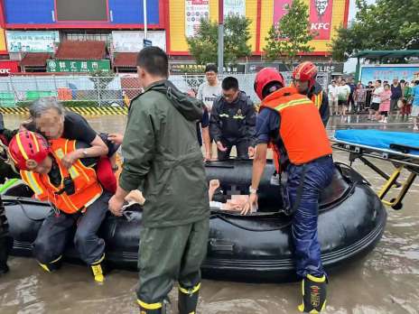 暴雨中受困的养老院，北京房山一养老院被困49人全部获救