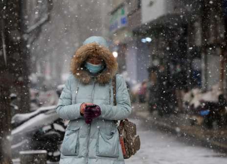 寒潮来袭，老人等重点人群如何防护？一份为长辈准备的防寒指南