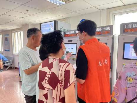 老年医院推进医务社会工作——全周期守护，让老年就医更有温度