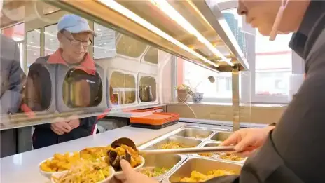 一餐热饭菜 暖胃更暖心