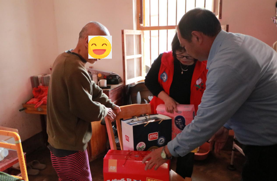 蟠桃园老年公寓项目组春节前夕开展乡村高龄、困难群体探视巡访及慰问工作3