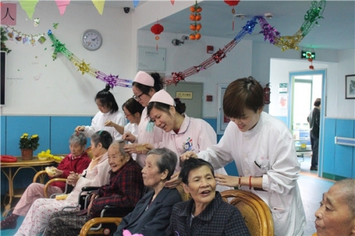 杭州绿康老年康复医院服务图片
