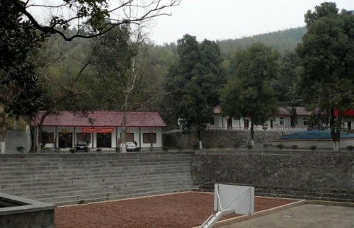 湖南省长沙市鸿天康逸敬老山庄外景图片