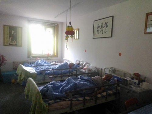 哈尔滨阳光养老院房间图片