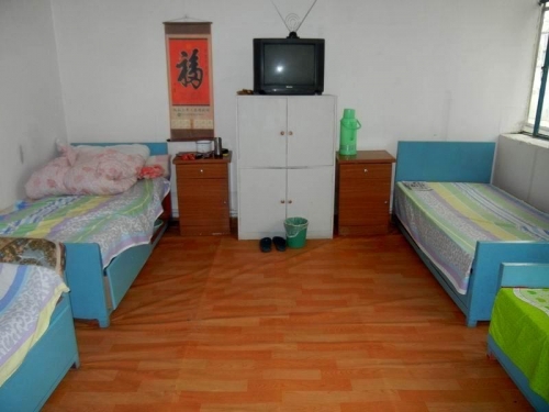 吉林市船营区红太阳敬老院房间图片