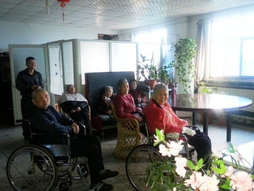 洛阳市老年护理院老人图片