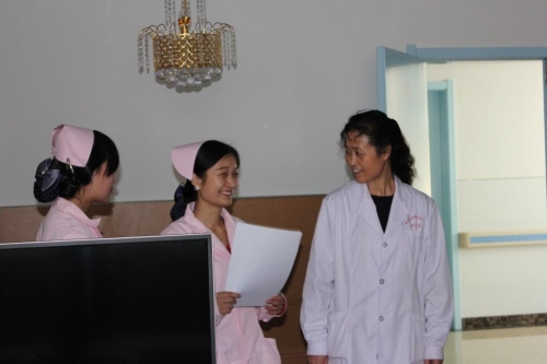 延安市宝塔区慧泽老年服务中心护工图片