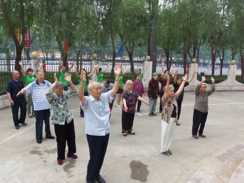 驻马店市大河居家养老服务中心老人图片