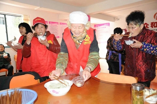 安庆市大观区社区养老服务站腊树园长者康护服务之家服务图片
