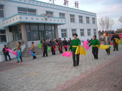 科尔沁区建国敬老院老人图片