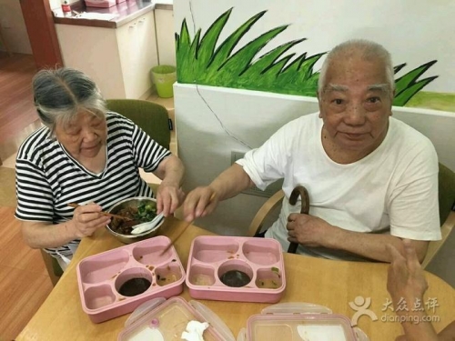 上海普陀区泰和源养老院老人图片