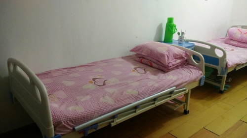 武汉市武昌区西城壕社区圣景养老院房间图片