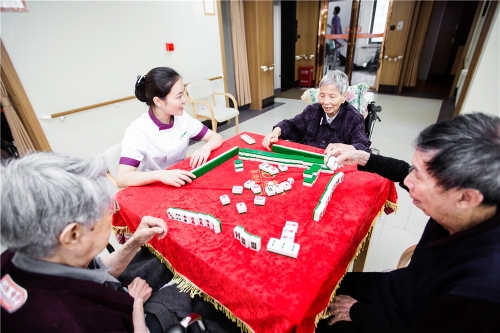 长沙市开福区普亲戴家河社区老年养护中心老人图片