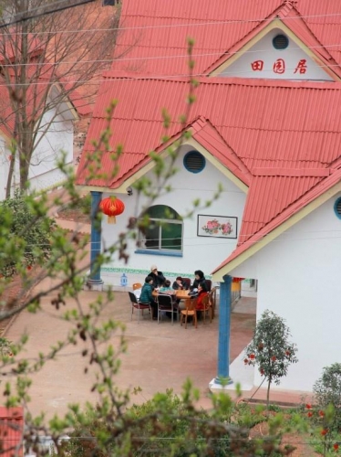 广汉市众爱养老服务中心外景图片