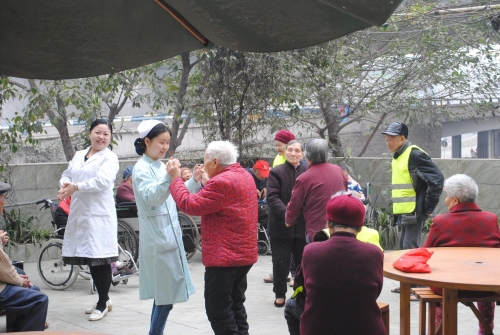 沙坪坝区双碑社区卫生服务中心托老科服务图片