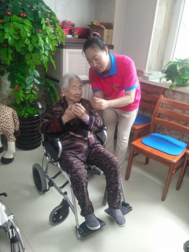 南关区华夏老年护理院服务图片