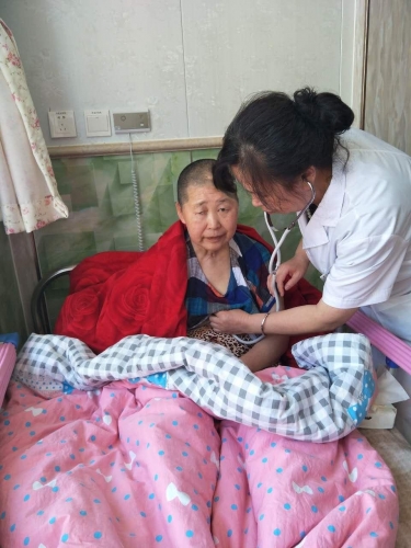 南关区华夏老年护理院服务图片
