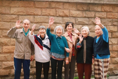杭州佰乐时光养老院老人图片