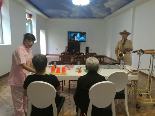 哈尔滨市香坊区关东人家老年公寓服务图片