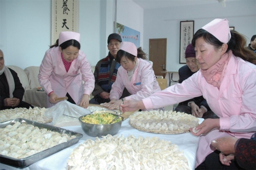 三门峡市老年服务中心护工图片