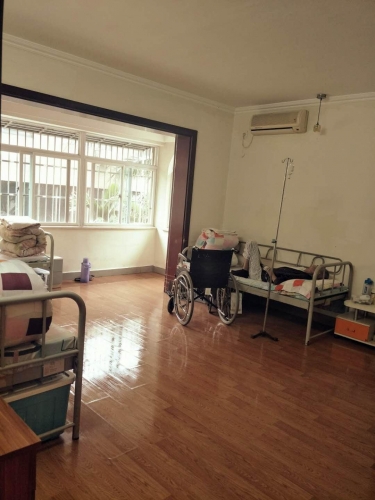 海口振东（米铺）老年公寓-爱至家老年护理院房间图片