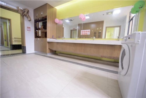 衡阳市普亲白沙洲老年养护中心房间图片