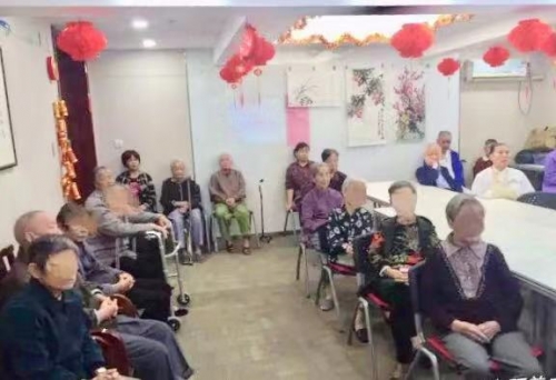 杭州市上城区好地方健康颐养中心	老人图片