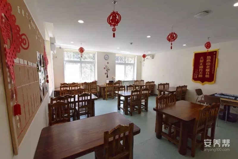 乐老汇冶建老年公寓 餐饮与房型实拍