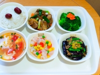 悦年华颐养中心（武汉石桥）餐饮图片