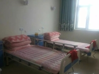 第七师127团苏兴滩托老护理院房间图片