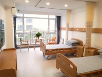 山东颐养健康集团服务运营管理有限公司威海护理房间图片
